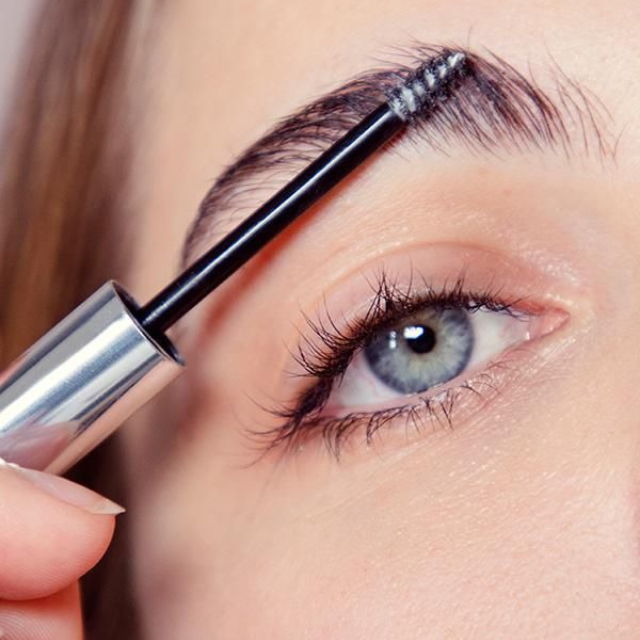 shape your eye brows