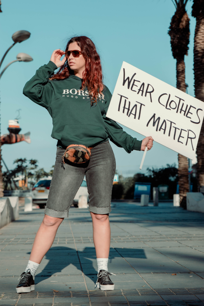 Follow Fashion Influencers
