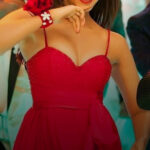 Dressing Ideas for Women to Make a Rocking Entry at a Bollywood Theme Party | ANNY